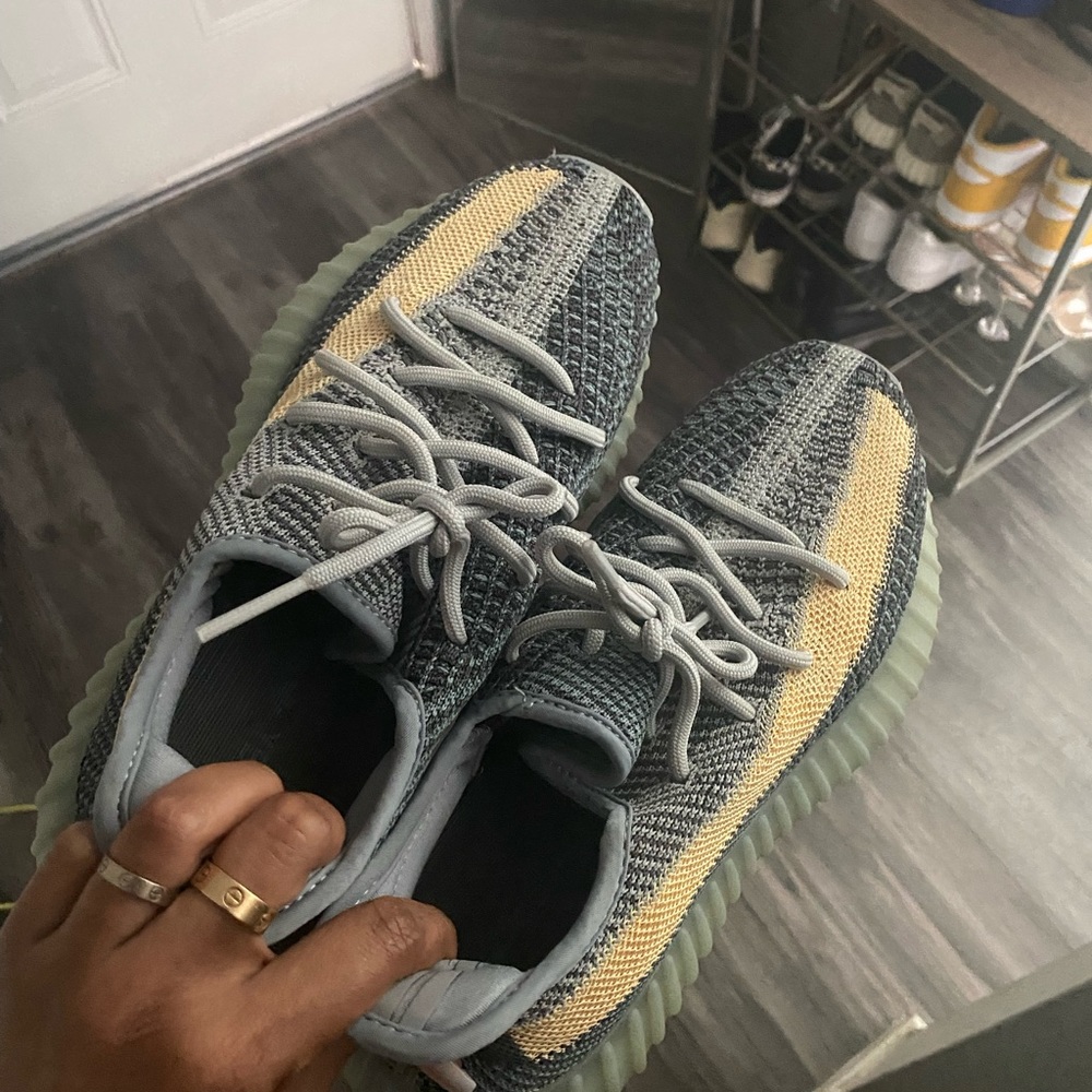 Yeezy 350 V2 Ash Blue
